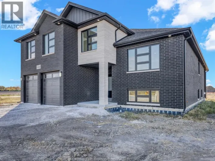 5245 AIDEN AVENUE, Tecumseh