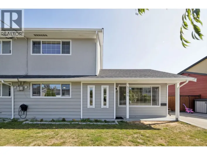 5245 MAPLE CRESCENT, Delta