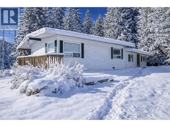 5246 Mayfair Road SE, Salmon Arm