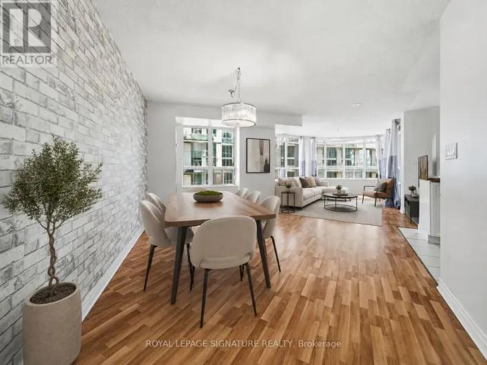 525 - 3888 DUKE OF YORK BOULEVARD, Mississauga