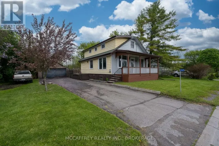 525 CANNIFTON ROAD N, Belleville