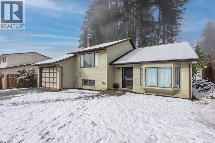 525 Muchalat Crt, Gold River