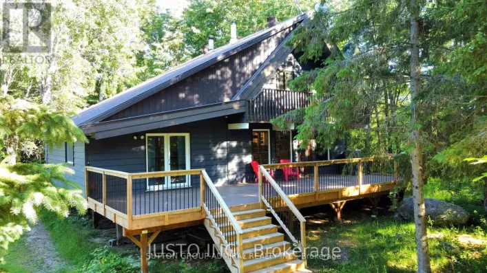 525 WALTONIAN DRIVE, Nipissing