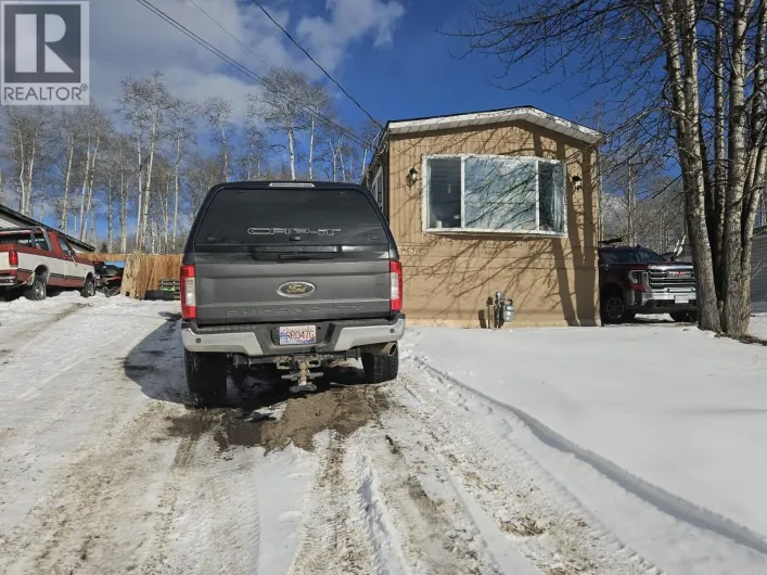 5256 45 Street SE, Chetwynd