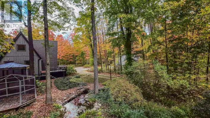 525639 OXFORD CENTRE ROAD, Woodstock