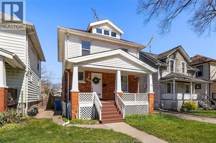 526 Curry, Windsor