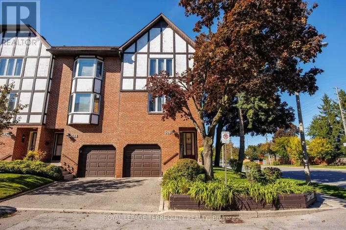 526 RENFORTH DRIVE, Toronto