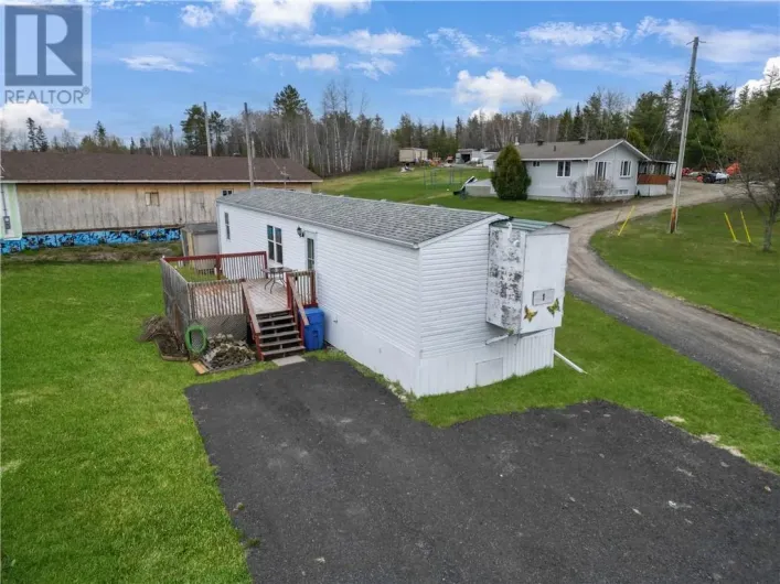 Mobile Home for sale: 5261 Highway 17 Unit# 1, Markstay