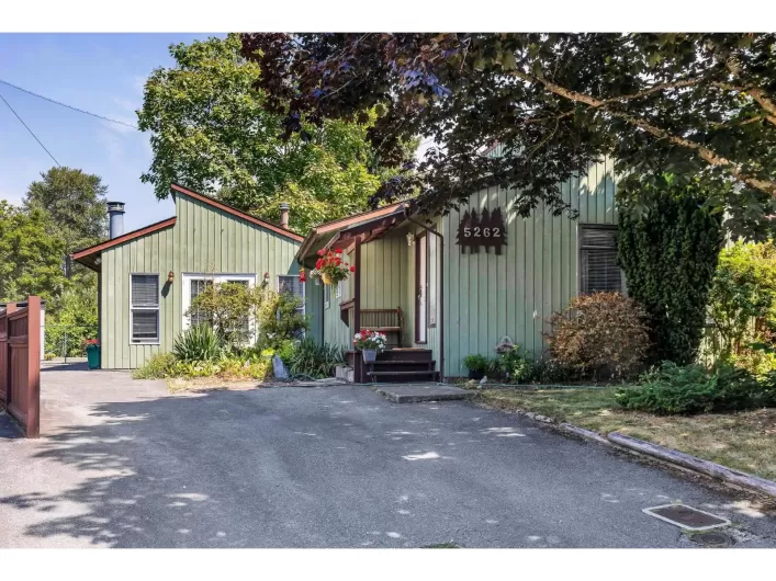 5262 209 STREET, Langley