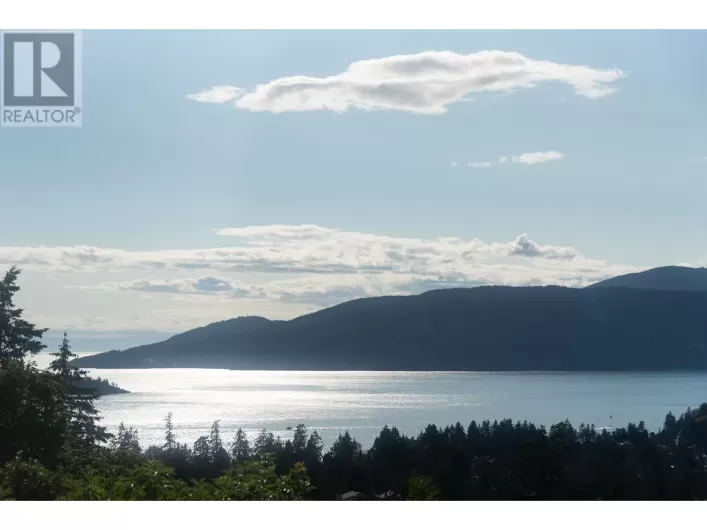 5267 ASPEN DRIVE, West Vancouver