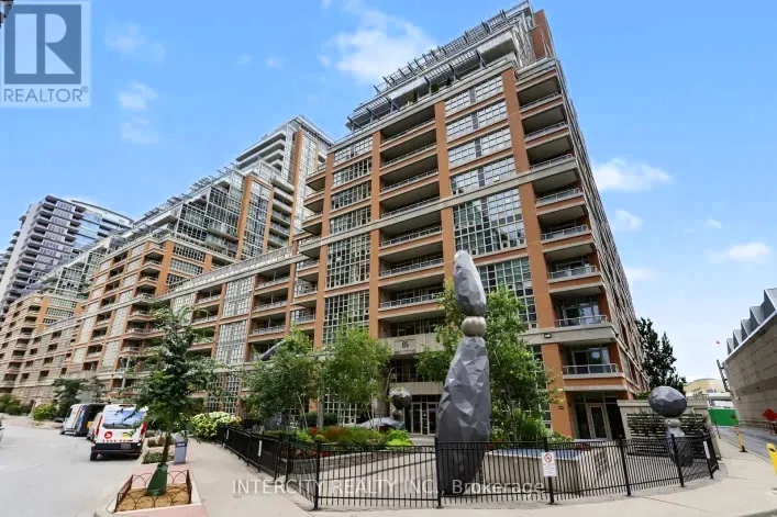 527 - 85 EAST LIBERTY STREET, Toronto