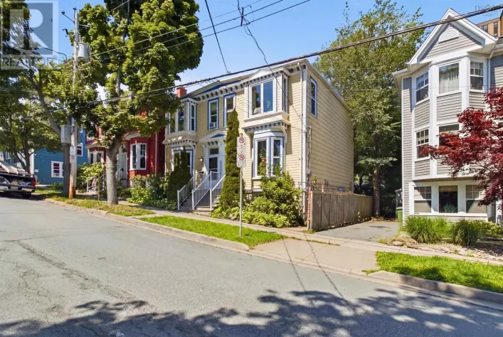 5271 Harvey Street, Halifax Peninsula