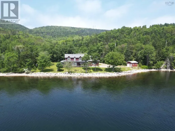 5276 Marble Mountain Rd., Marble Mountain