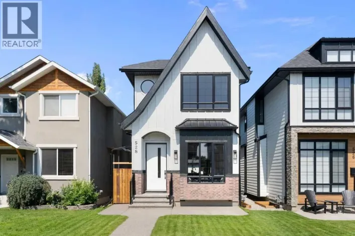 528 52 Avenue SW, Calgary