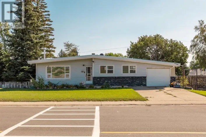 528 7 Street W, Cardston
