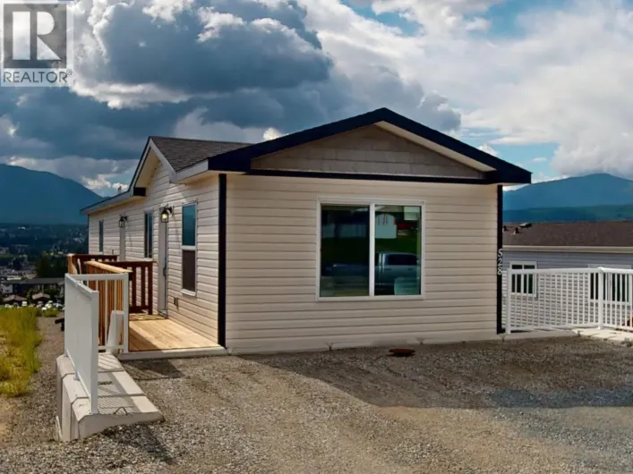 528 Steepleview Avenue NW, Cranbrook