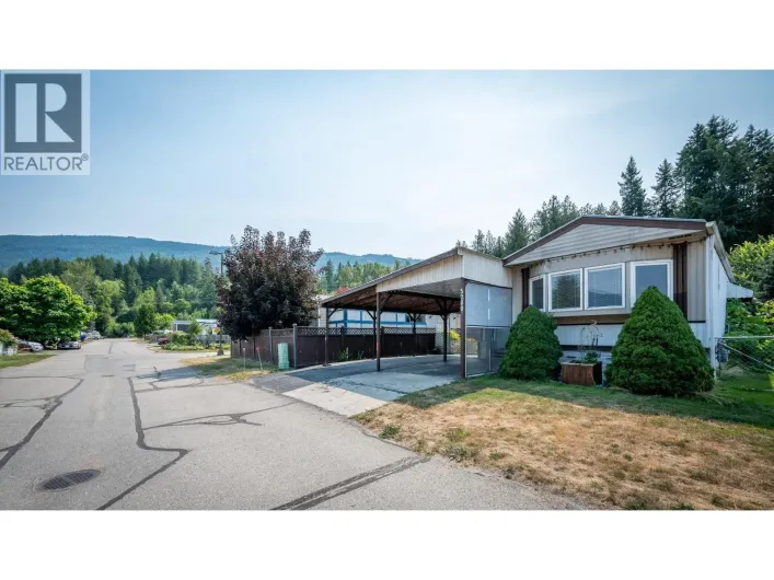 5280 69 Avenue NE, Salmon Arm