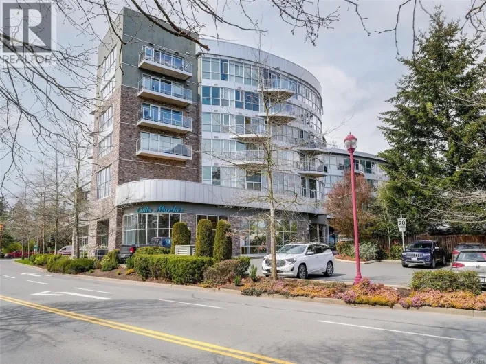 529 2745 Veterans Memorial Pkwy, Langford