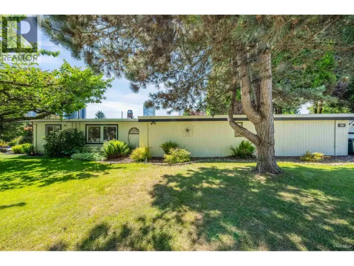 529 APPIAN WAY, Coquitlam