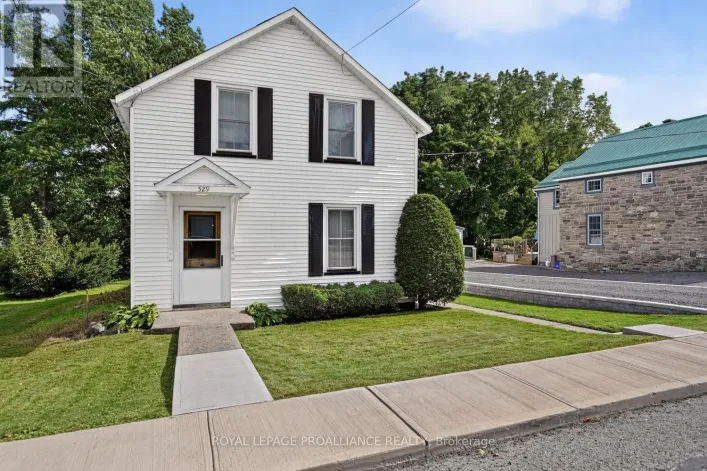 529 DIBBLE STREET W, Prescott