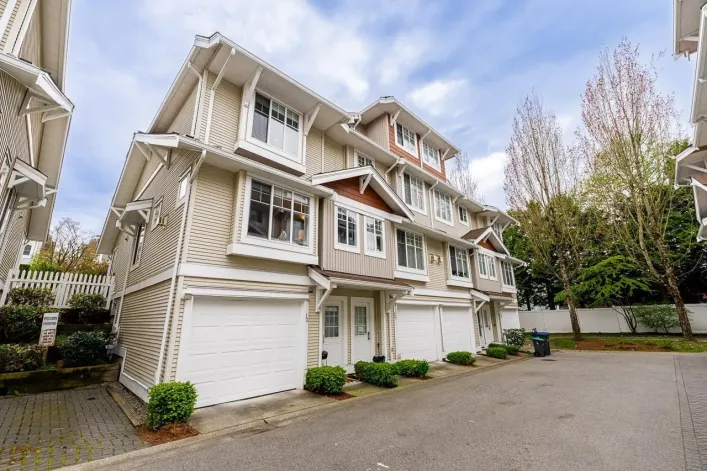 53 12110 75A AVENUE, Surrey