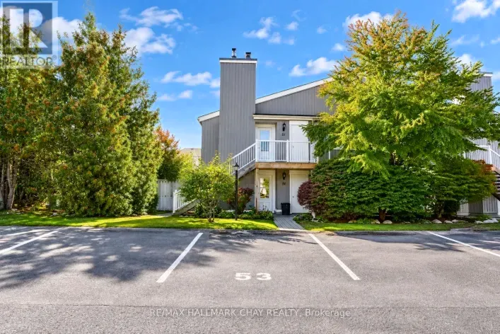 53 - 19 DAWSON DRIVE, Collingwood
