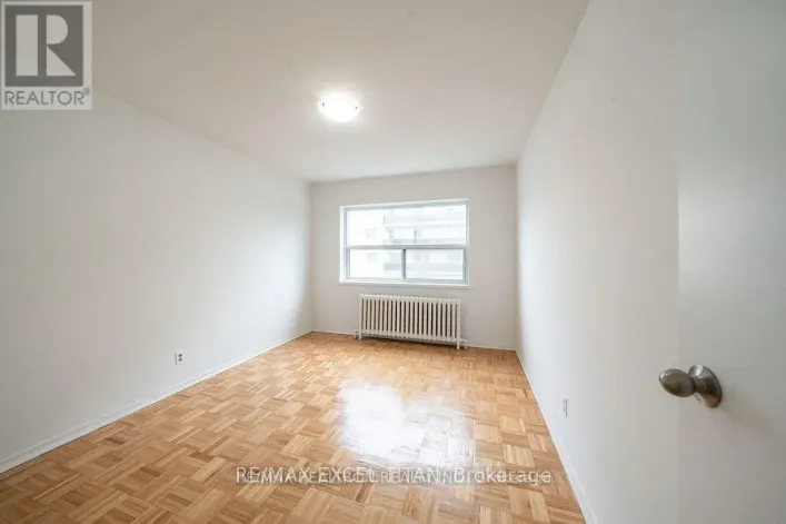 53 - 2049 PROSPECT STREET, Burlington