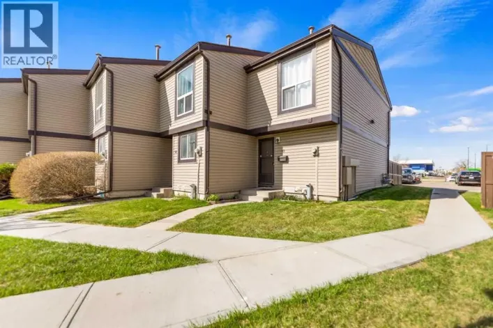 53, 3029 Rundleson Road NE, Calgary