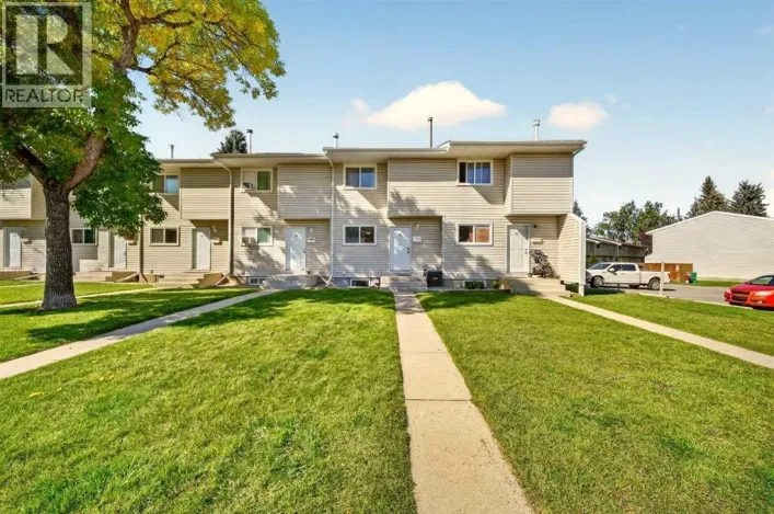 53, 55 Lemoyne Crescent W, Lethbridge