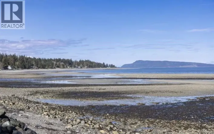 53 6050 Island Hwy W, Qualicum Beach