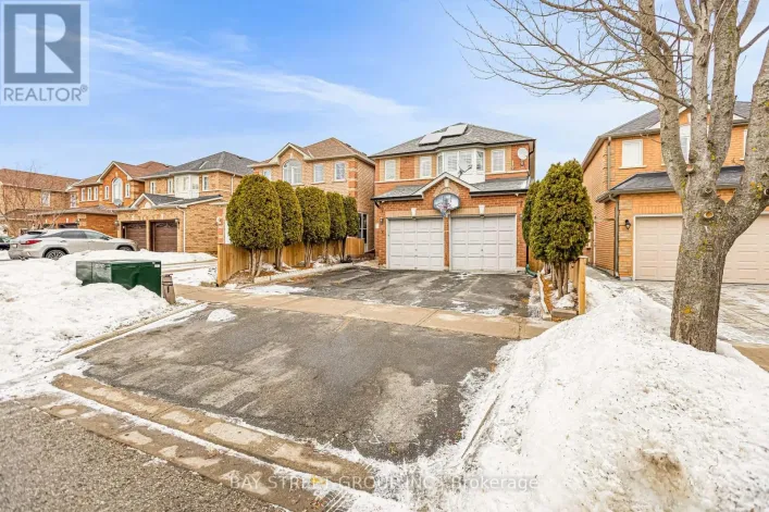 53 BRANDO AVENUE, Markham