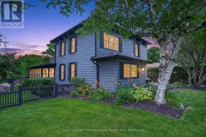 53 CAMPBELL AVENUE E, Milton