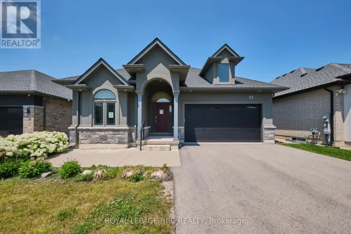 53 CARRICK TRAIL, Welland