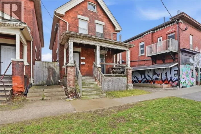 53 CHATHAM Street, Brantford