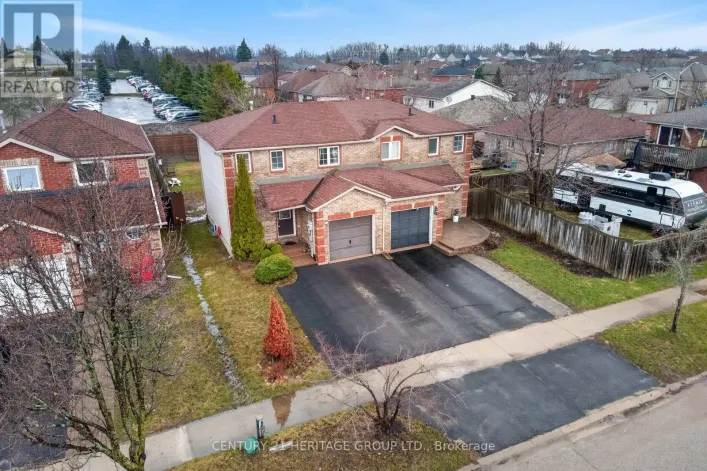 53 DUNSMORE LANE, Barrie