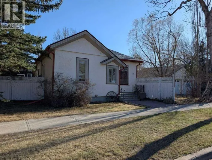 53 Elma Street W, Okotoks