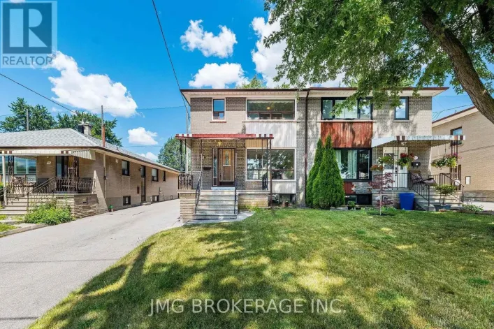 53 FOXRUN AVENUE, Toronto