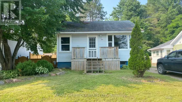 53 HURON STREET, Deep River