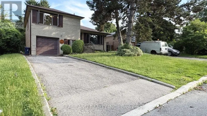 53 LLOYDMINSTER CRESCENT, Toronto