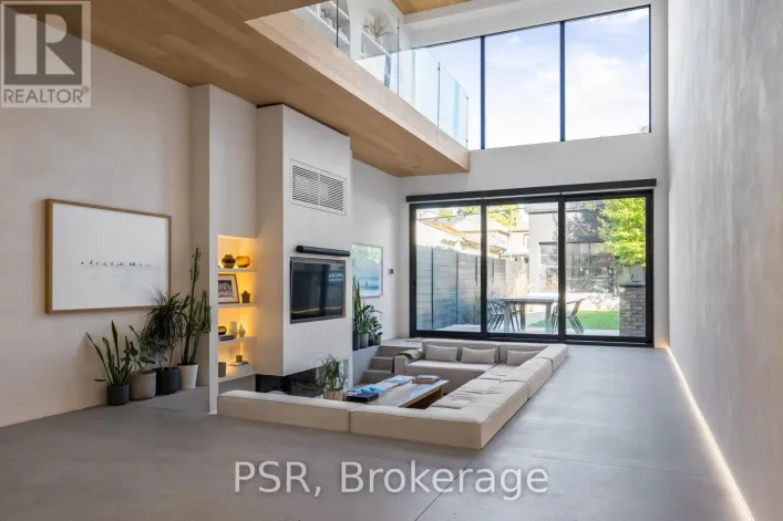 53 PALMERSTON AVENUE, Toronto