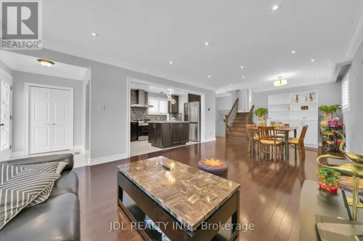53 SOUTHDALE DRIVE, Markham