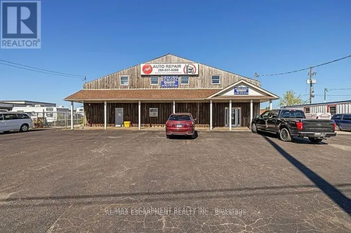 53 STEELES AVENUE E, Milton