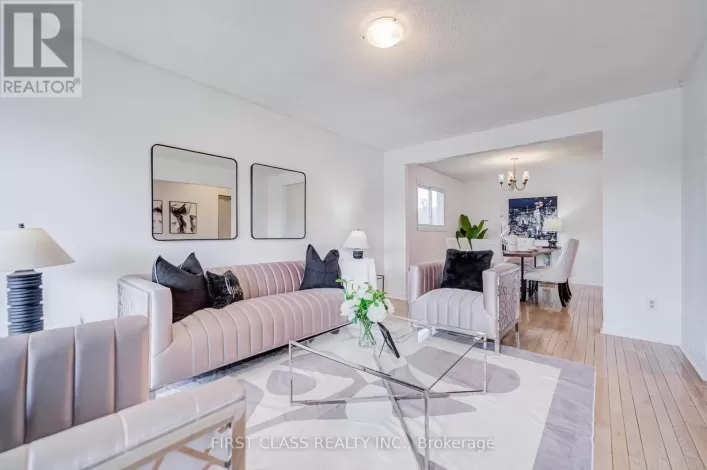 53 TREETOPS COURT, Toronto