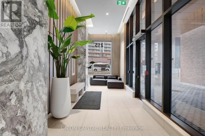 530 - 215 LAKESHORE ROAD W, Mississauga