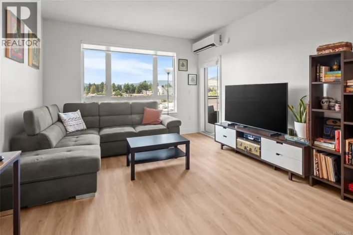 530 920 Reunion Ave, Langford