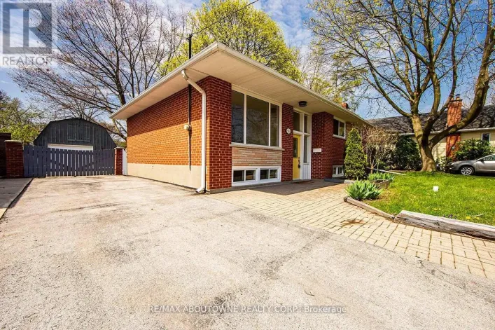 530 LEES LANE, Oakville