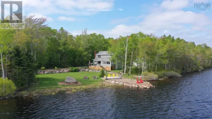 530 Methals Road, Black River Lake
