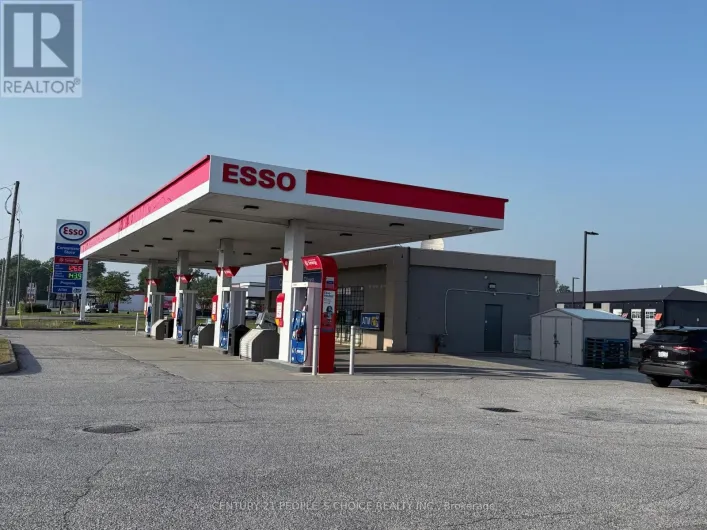 5300 WALKER ROAD, Windsor