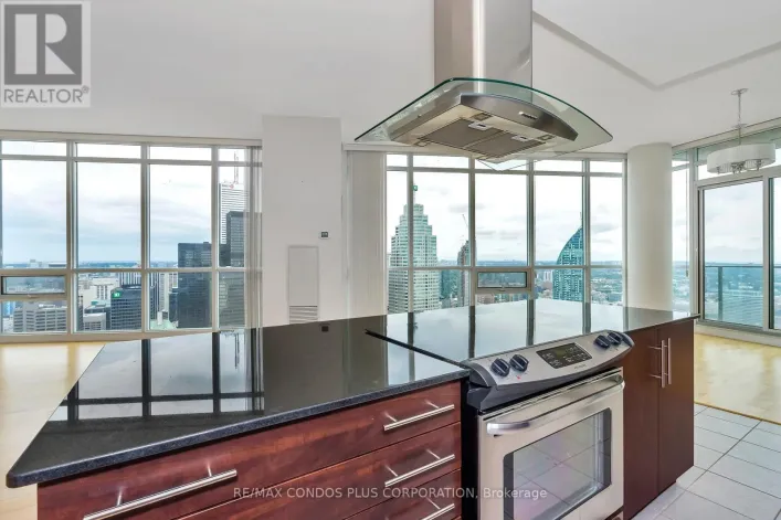 5303 - 65 BREMNER BOULEVARD, Toronto