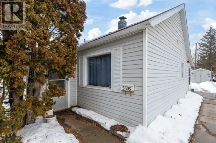 5305 49 Avenue, Lloydminster